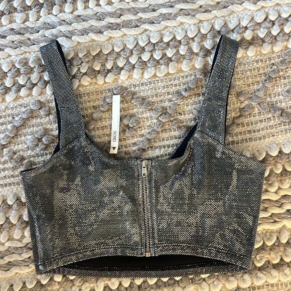 NWT ASOS DESIGN metallic silver midi skirt and crop top two-piece 4/6 - Picture 10 of 11